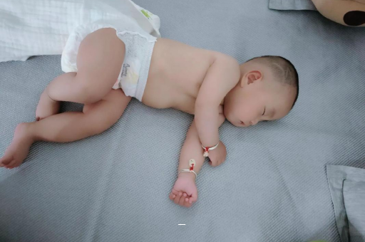 杞县怀孕感觉自己心跳明显